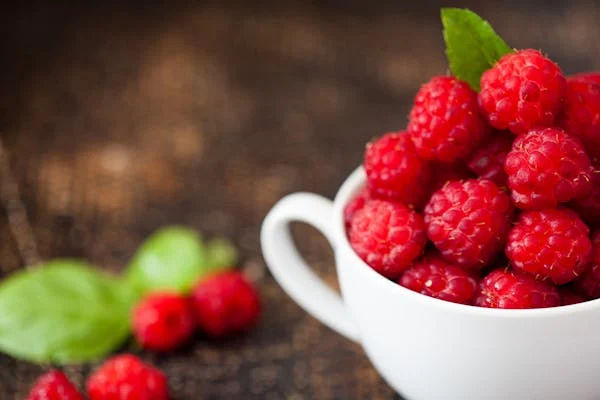 Raspberries-bewellmag.com