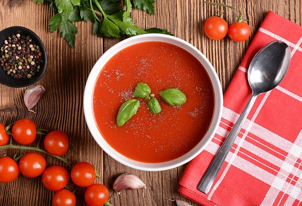 Tomato-basil -soup
