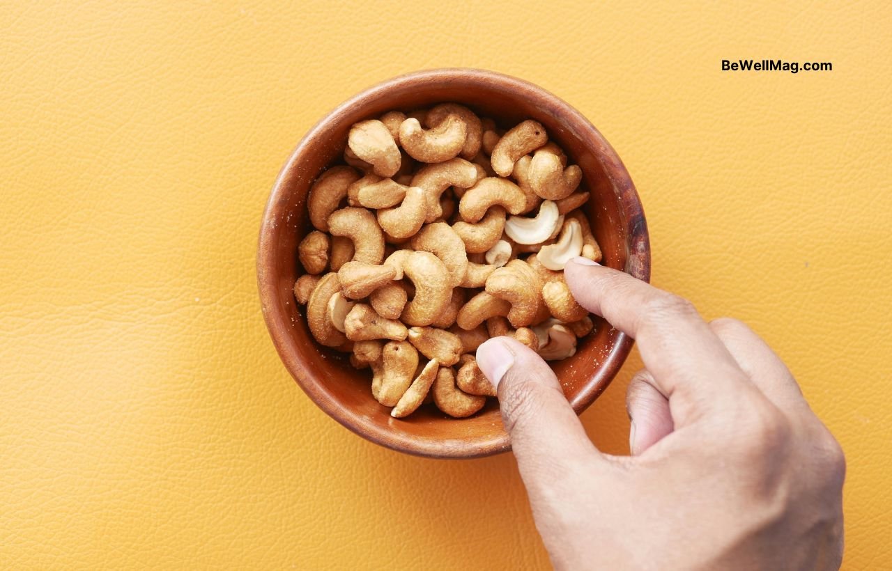 cashew-health-benefits-bewellmag.com
